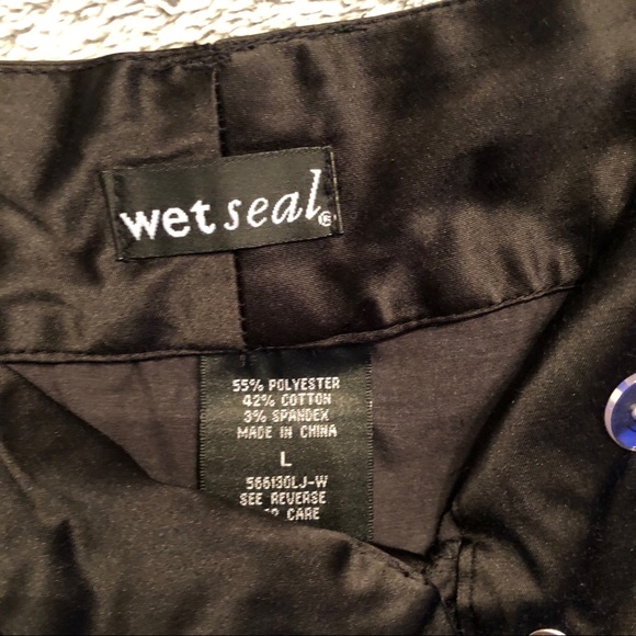 Sateen Shorts - Picture 3 of 3